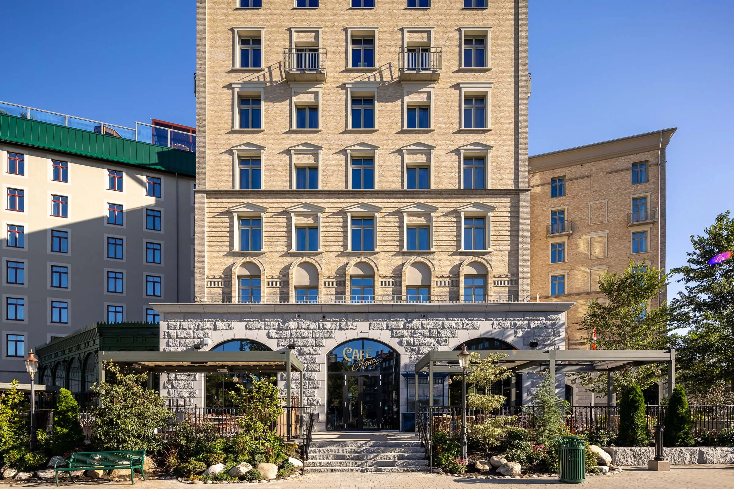 Grand Curiosa hotell, bild på fasad